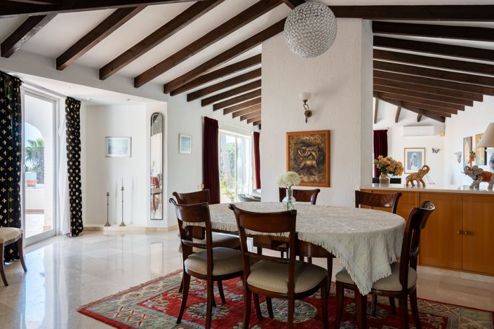 Image No.3-5 Bed Villa for sale