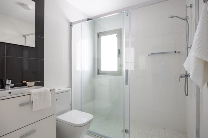 Image No.25-2 Bed Apartment for sale