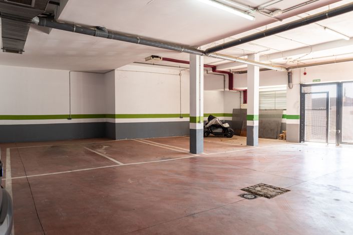 Image No.30-2 Bed Apartment for sale