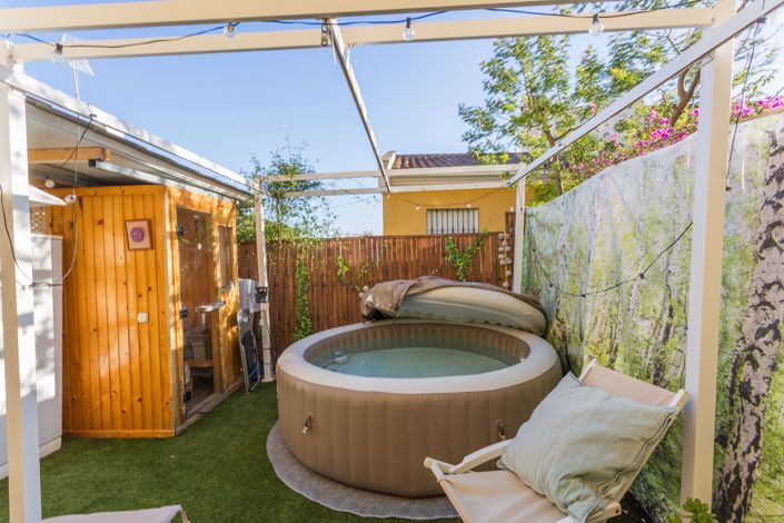 Image No.24-4 Bed Townhouse for sale