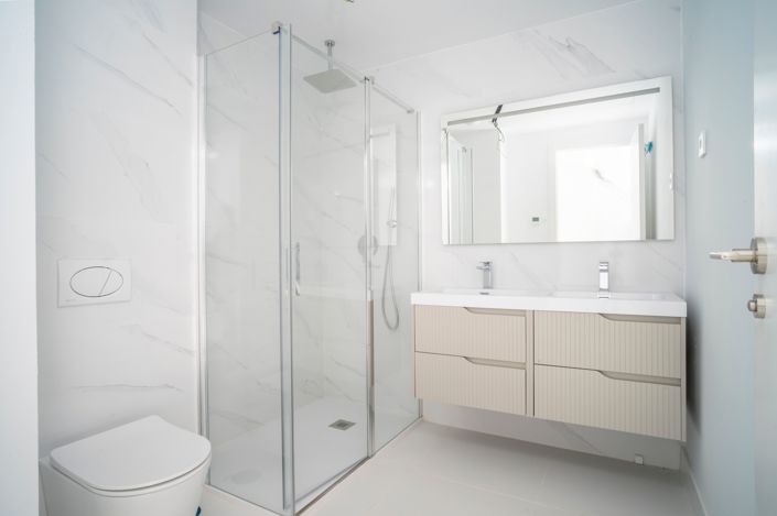 Image No.17-2 Bed Apartment for sale