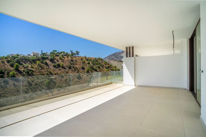 Image No.26-2 Bed Apartment for sale