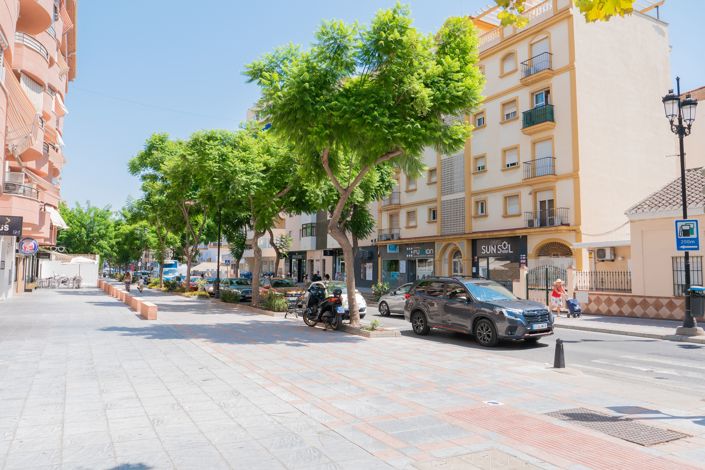 Image No.22-Commercial for sale