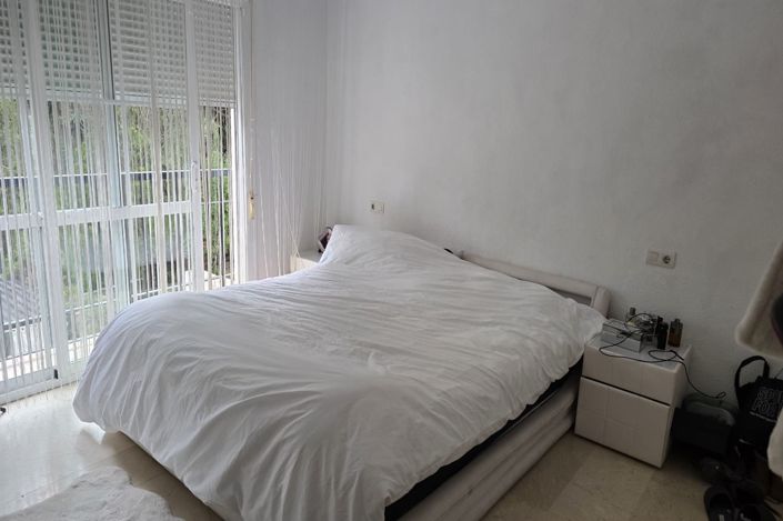 Image No.6-3 Bed Townhouse for sale