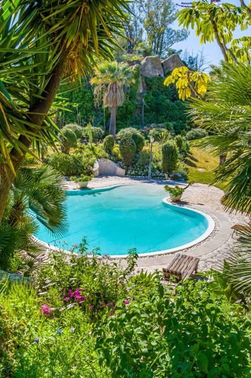 Image No.23-8 Bed Villa for sale