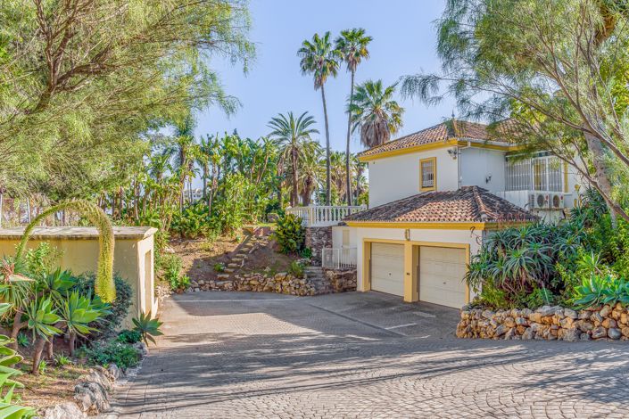 Image No.6-8 Bed Villa for sale