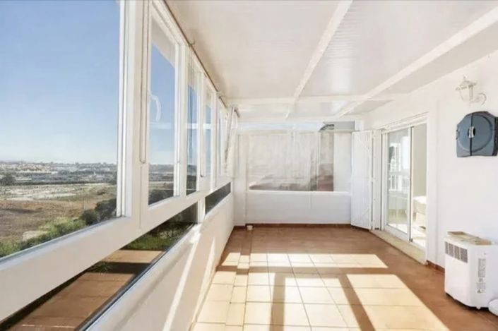 Image No.12-4 Bed House for sale