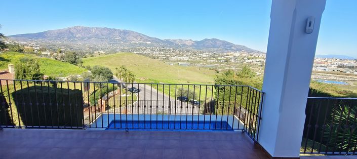 Image No.26-4 Bed House for sale