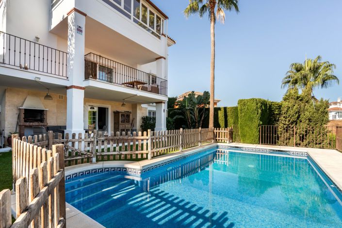 Image No.4-4 Bed House for sale