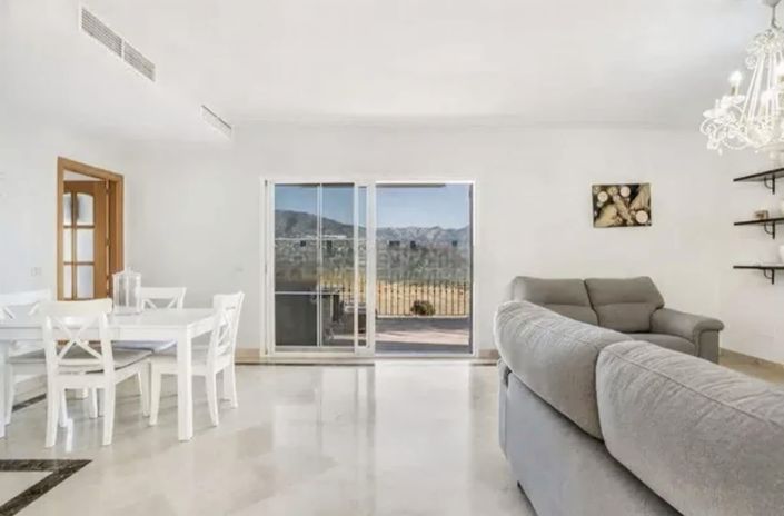 Image No.8-4 Bed House for sale