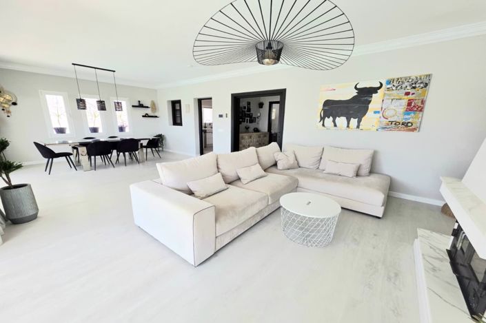 Image No.10-4 Bed House for sale