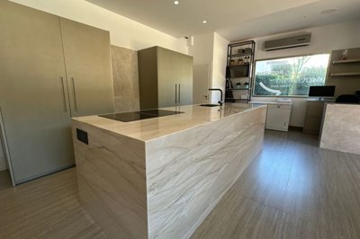 spcrm4823-wu2erbnfn5fsxi84