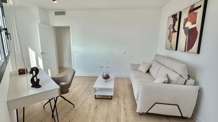 Image No.19-Appartement de 4 chambres à vendre à Málaga City