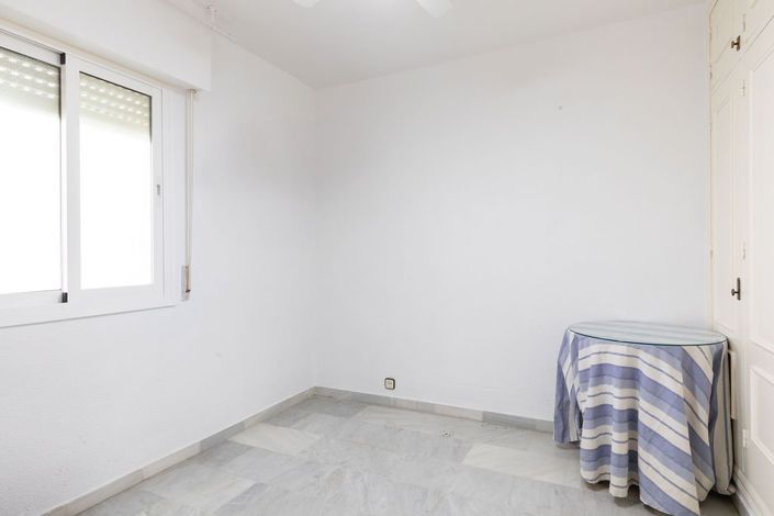 Image No.15-2 Bed Apartment for sale