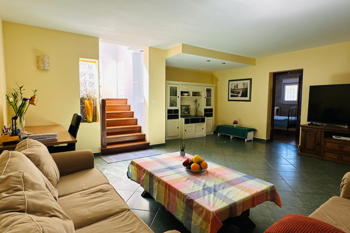 Image No.3-6 Bed Villa for sale