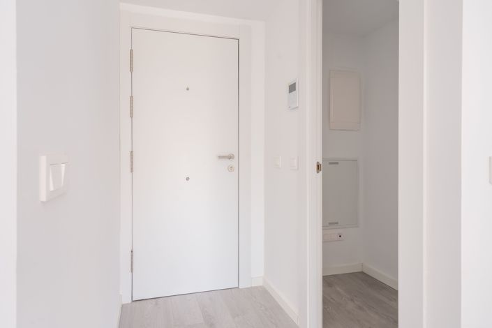 Image No.21-3 Bed Apartment for sale