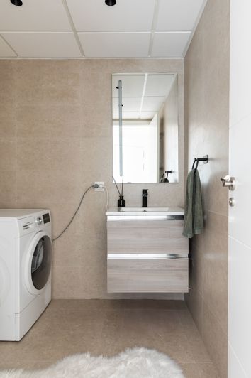 Image No.11-3 Bed Apartment for sale