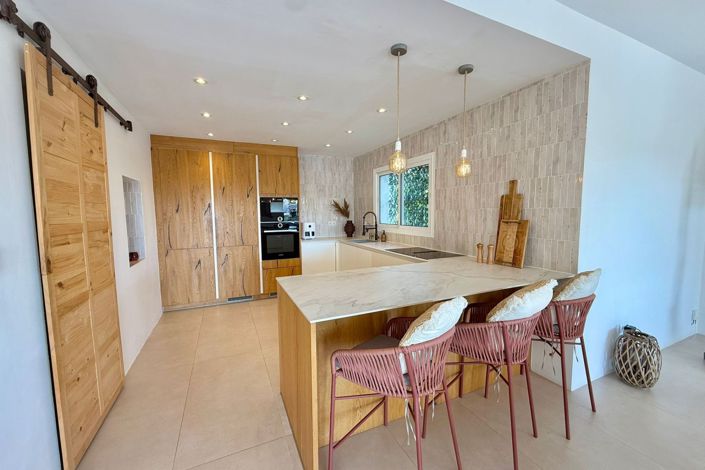 Image No.2-3 Bed House for sale