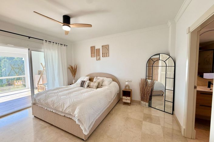 Image No.25-3 Bed House for sale