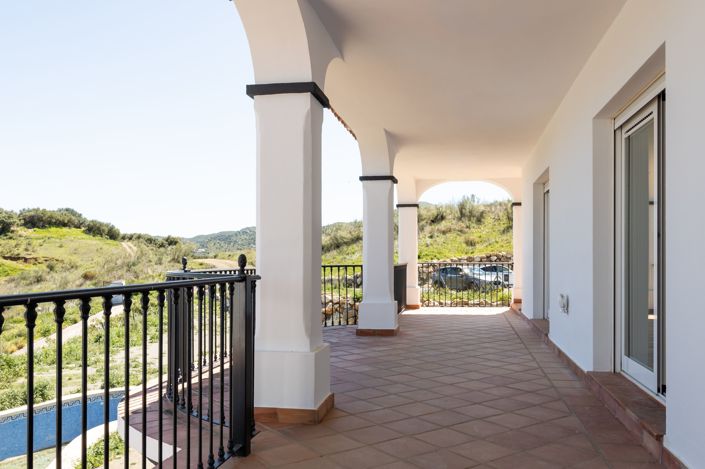 Image No.6-6 Bed House for sale