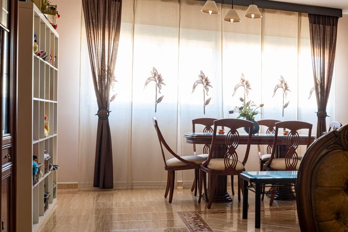 Image No.13-4 Bed House for sale