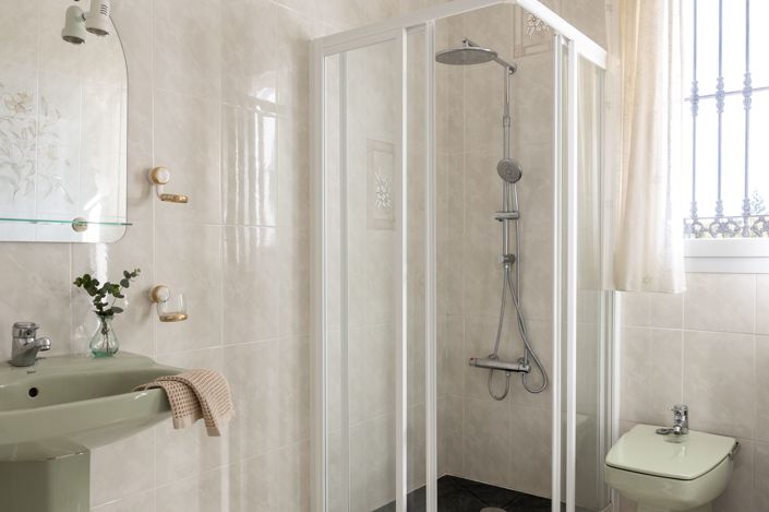 Image No.23-4 Bed Villa for sale