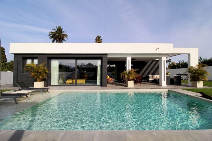 Image No.10-3 Bed Villa for sale