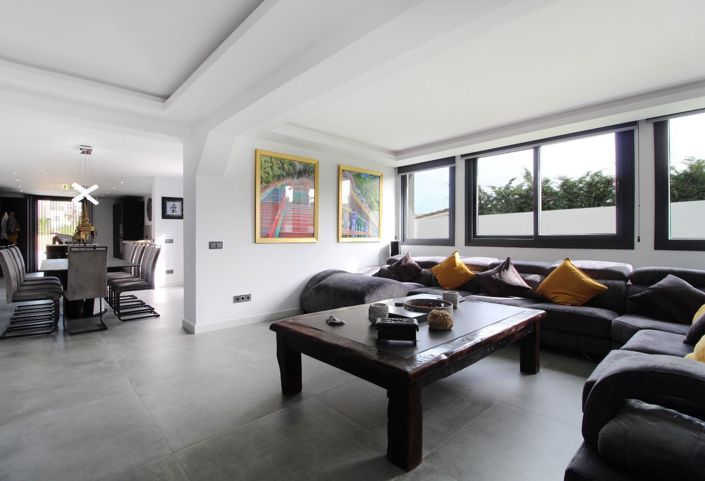 Image No.3-3 Bed Villa for sale