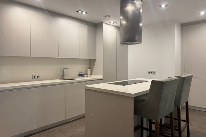 Image No.10-1 Bed Apartment for sale