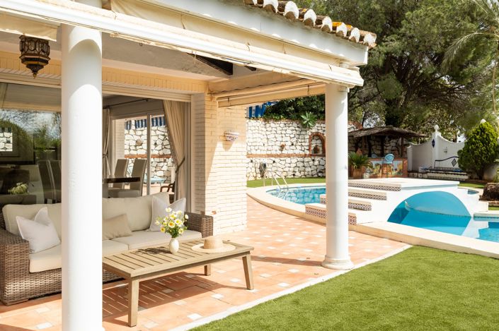 Image No.10-4 Bed Villa for sale