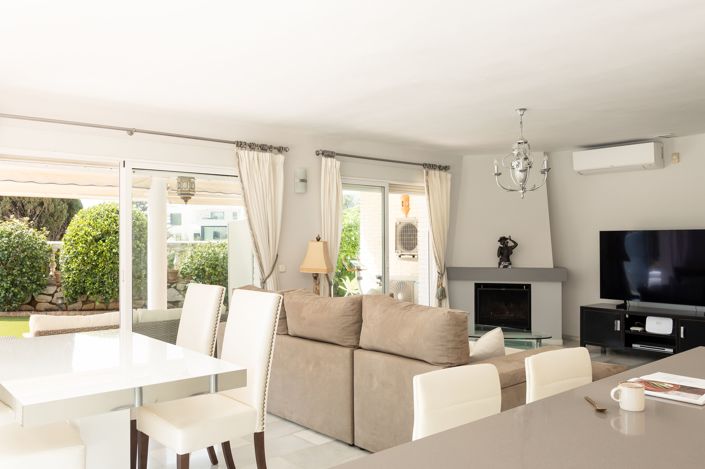Image No.14-4 Bed Villa for sale