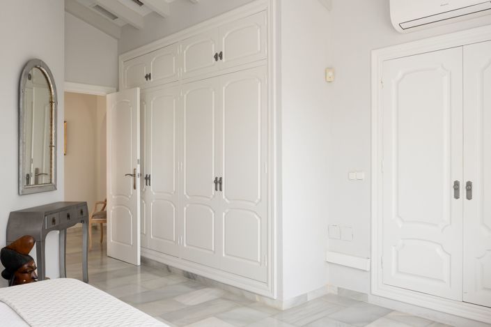 Image No.21-4 Bed Villa for sale