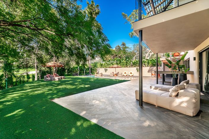 Image No.30-4 Bed House for sale