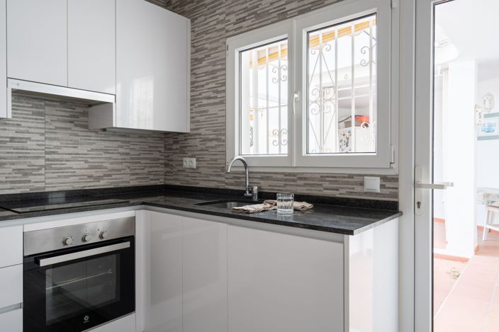 Image No.13-2 Bed Apartment for sale