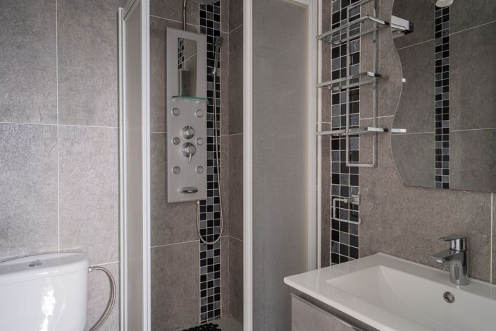 Image No.19-2 Bed Apartment for sale