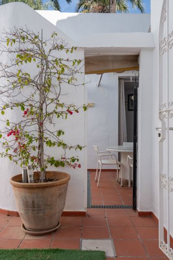 Image No.27-2 Bed Apartment for sale