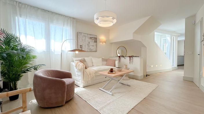 Image No.3-2 Bed Townhouse for sale