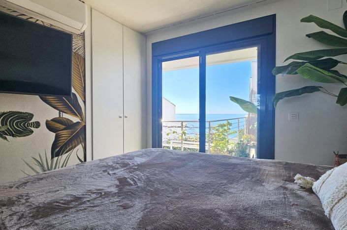 Image No.18-3 Bed Townhouse for sale