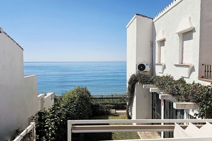 Image No.24-3 Bed Townhouse for sale