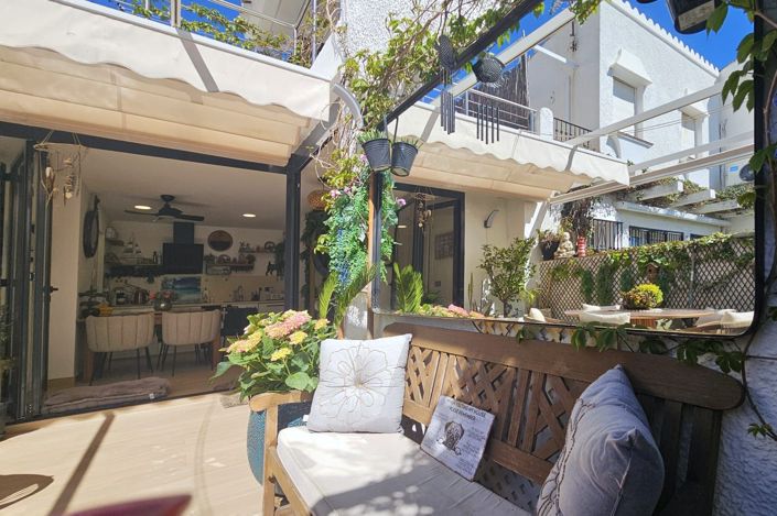 Image No.26-3 Bed Townhouse for sale