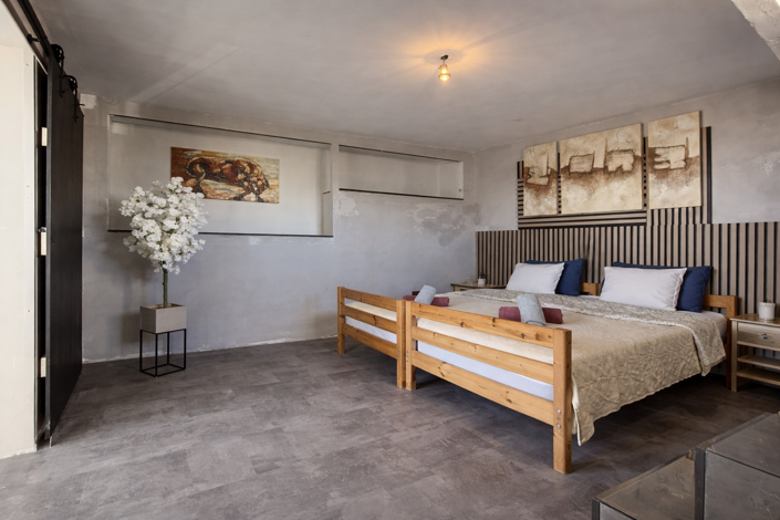 Image No.17-1 Bed Townhouse for sale