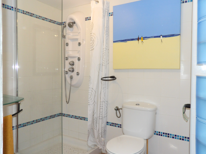 Image No.15-2 Bed Townhouse for sale