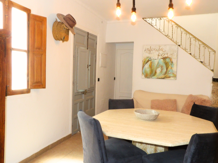 Image No.4-2 Bed Townhouse for sale