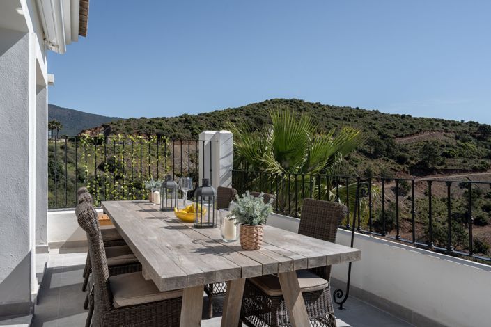 Image No.13-3 Bed House for sale