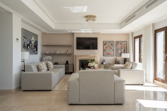 Image No.7-3 Bed House for sale