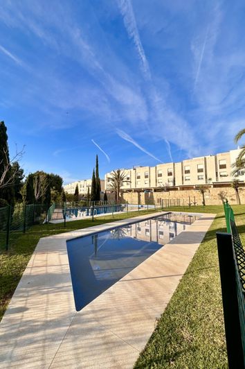 Image No.27-4 Bed Townhouse for sale