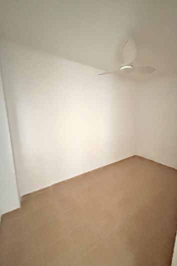 Image No.29-4 Bed Townhouse for sale