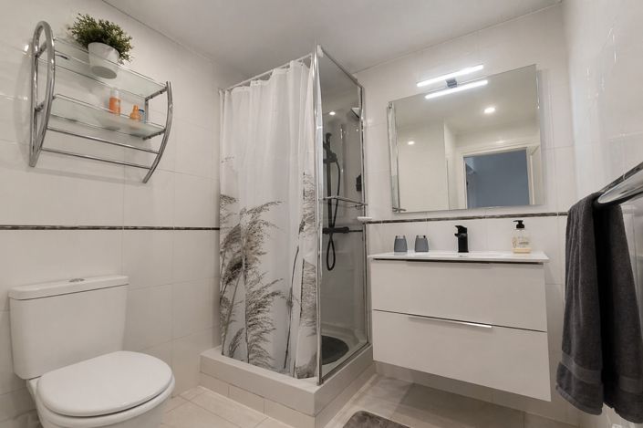 Image No.13-1 Bed Apartment for sale