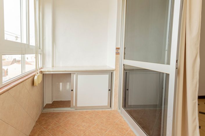 Image No.15-3 Bed Apartment for sale