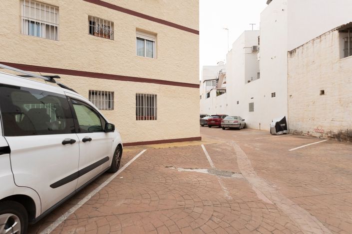 Image No.29-3 Bed Apartment for sale